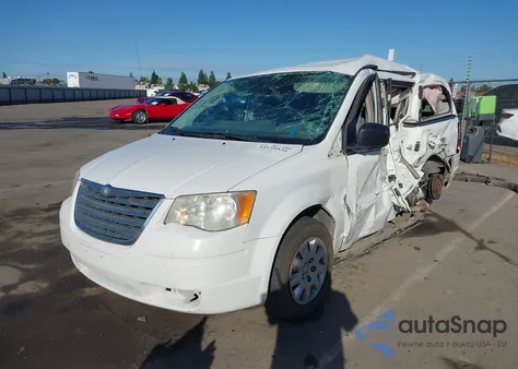 2010 Chrysler Town & Country Lx из США, поврежденный, VIN 2A4RR4DE3AR178304